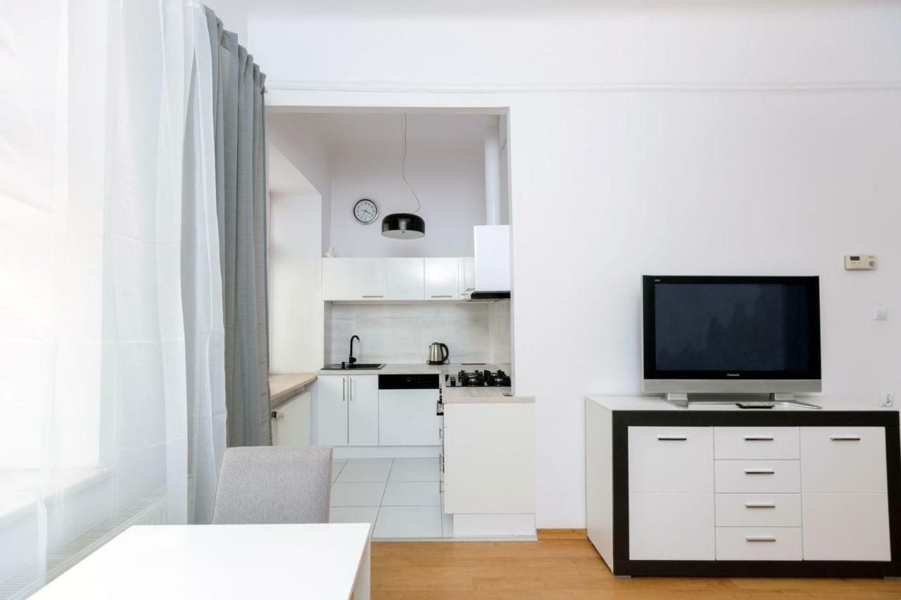 Apartment - Old Town - Cyrulicza Lublin Ngoại thất bức ảnh