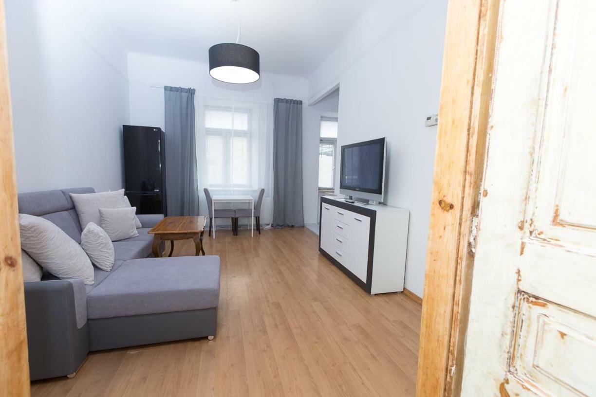 Apartment - Old Town - Cyrulicza Lublin Ngoại thất bức ảnh